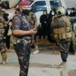 القبض على شخص يكتب عبارات تهديد على الدور واخر يطلق العيارات نارية في بغداد