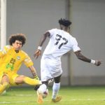 مشعل الأحمد يؤدي اليمين الدستورية أميراً للكويت