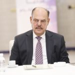 مسافرين عالقين في مطار مشهد يناشدون الجهات المعنية بالتدخل لتأخر رحتلهم أربع ساعات