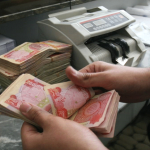 البورصة العراقية تشهد استقراراً نسبياً في أسعار الدولار