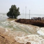 البصرة.. إخماد حريق اندلع بـ 19 محالًا تجاريًا